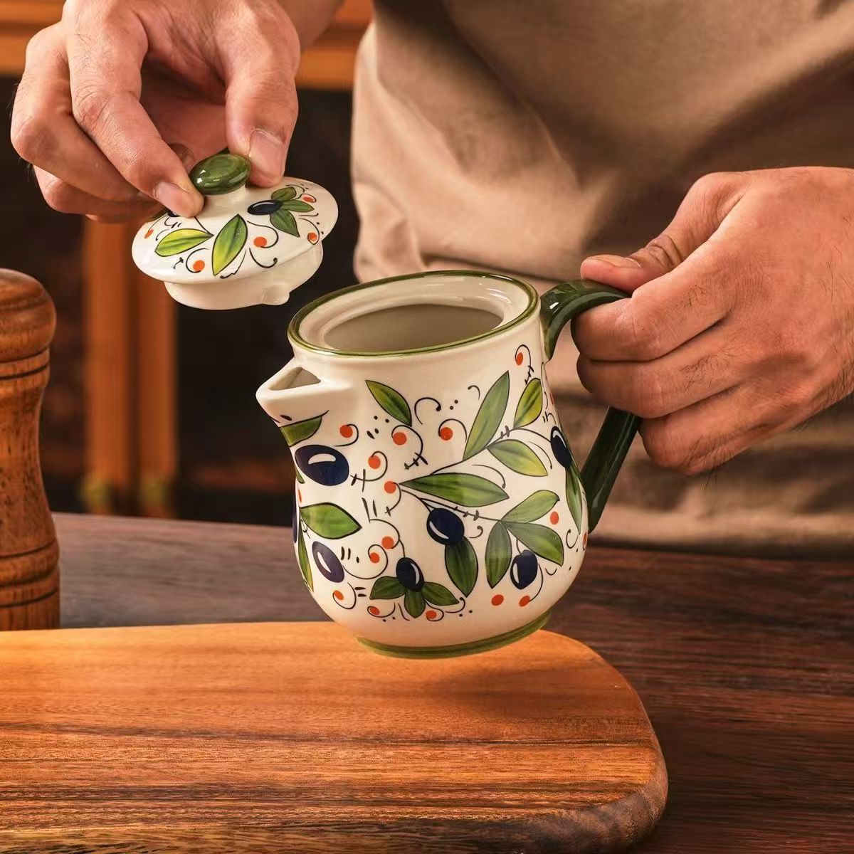 Kitchen Q - Oliwkowozielony ceramiczny pojemnik na kwiaty, oliwę,
