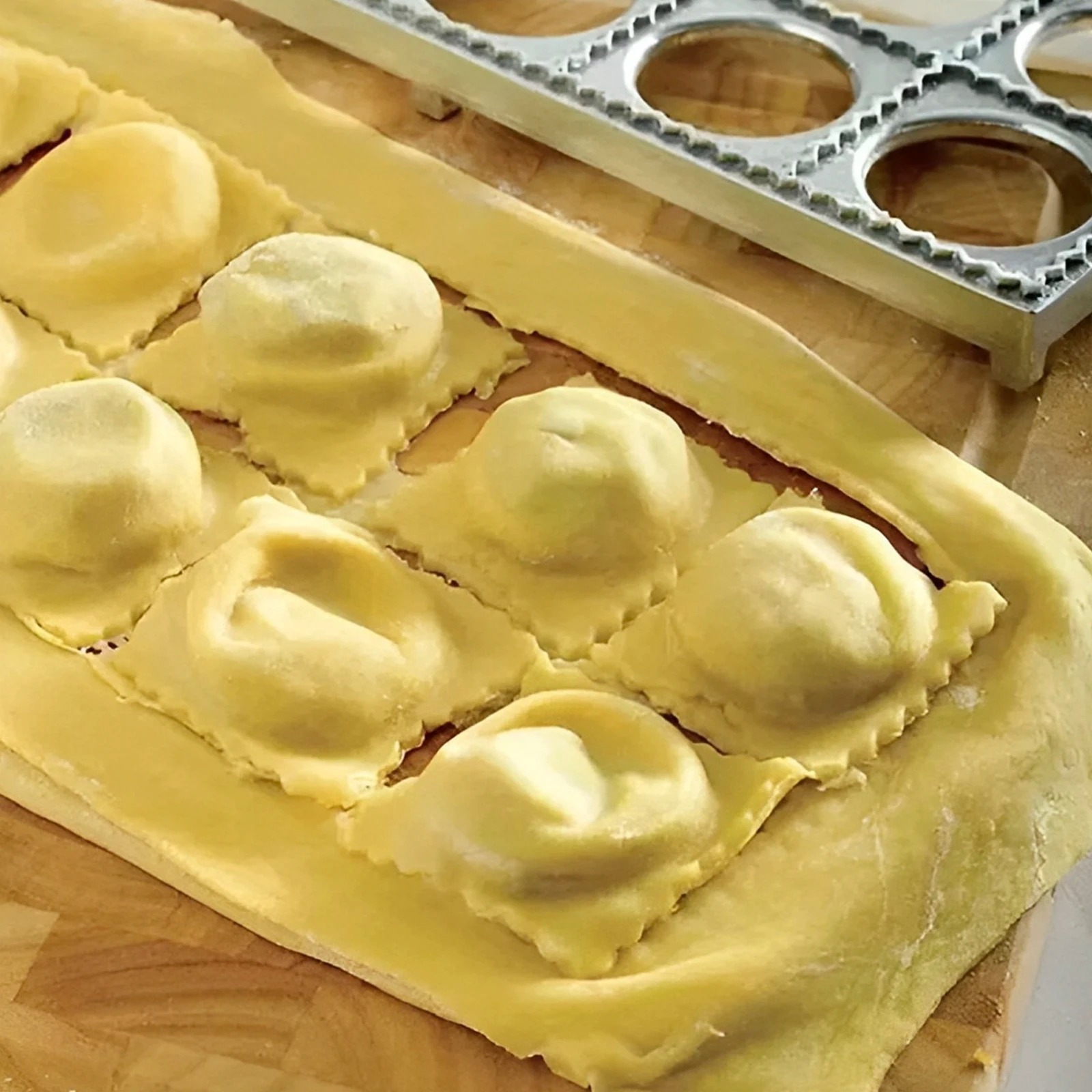 Forma do pierogów 12 otworów,  – Kitchen Q recenzja i cena